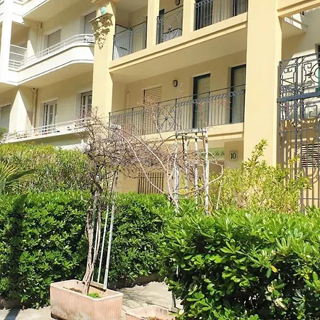 Apartment Dana Centre 16 *