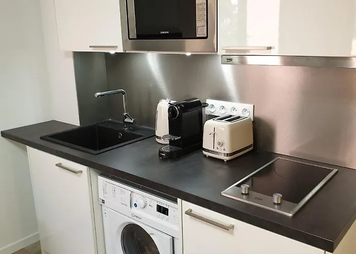 Dana Centre 16 * Ницца